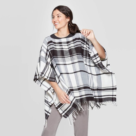 A New Day Poncho One Size Black/White Plaid Fringe Hem - Picture 1 of 8